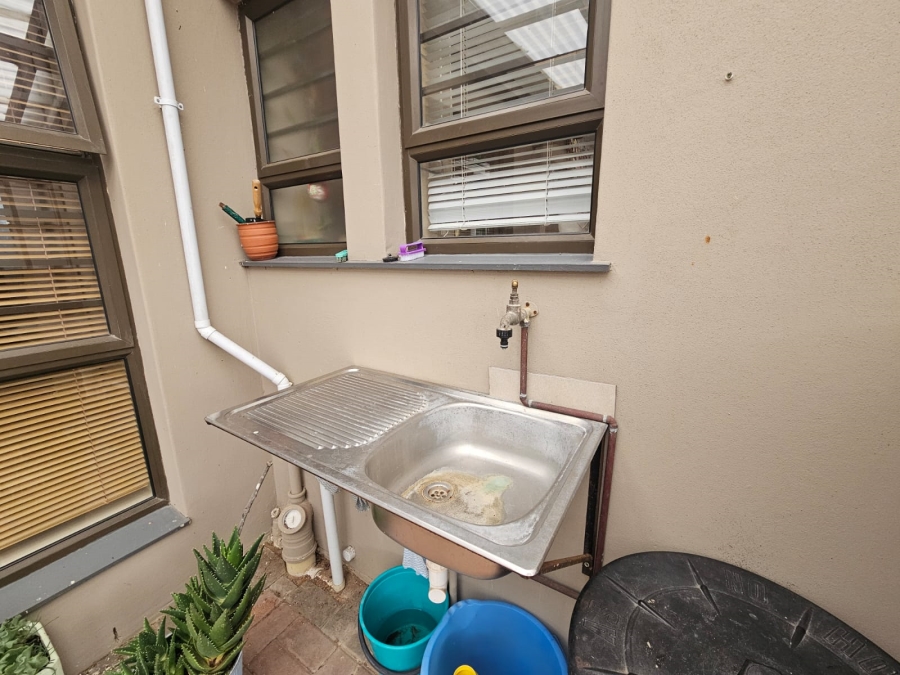 3 Bedroom Property for Sale in Stilbaai Wes Western Cape